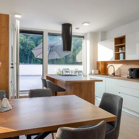 Dalgona Delux Apartman Podcetrtek