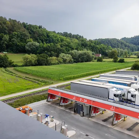 Apartman Dalgona Delux *