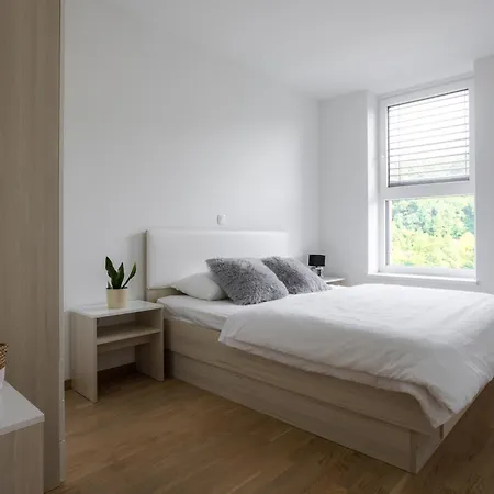 Dalgona Delux 博德森特克